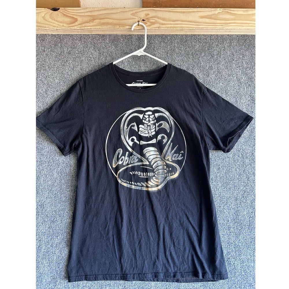 Cobra Kai T Shirt Size Large